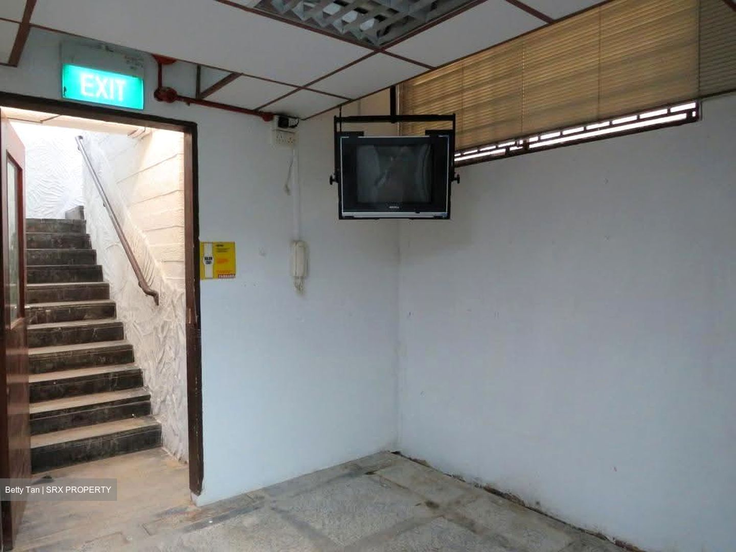 Hong Heng Garden (D26), Office #615093711
